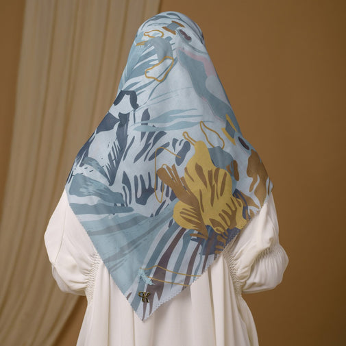 Load image into Gallery viewer, Beautiful dreamer Scarf