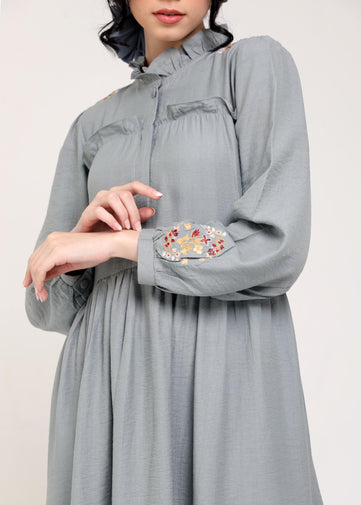 Load image into Gallery viewer, Arsah Sage Dress