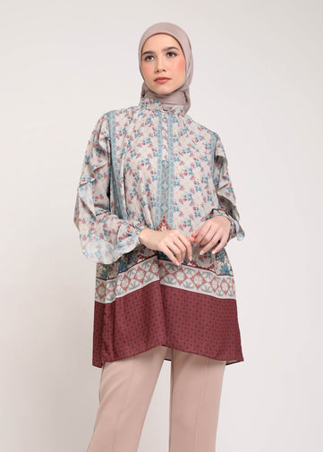 Load image into Gallery viewer, Karama Blouse