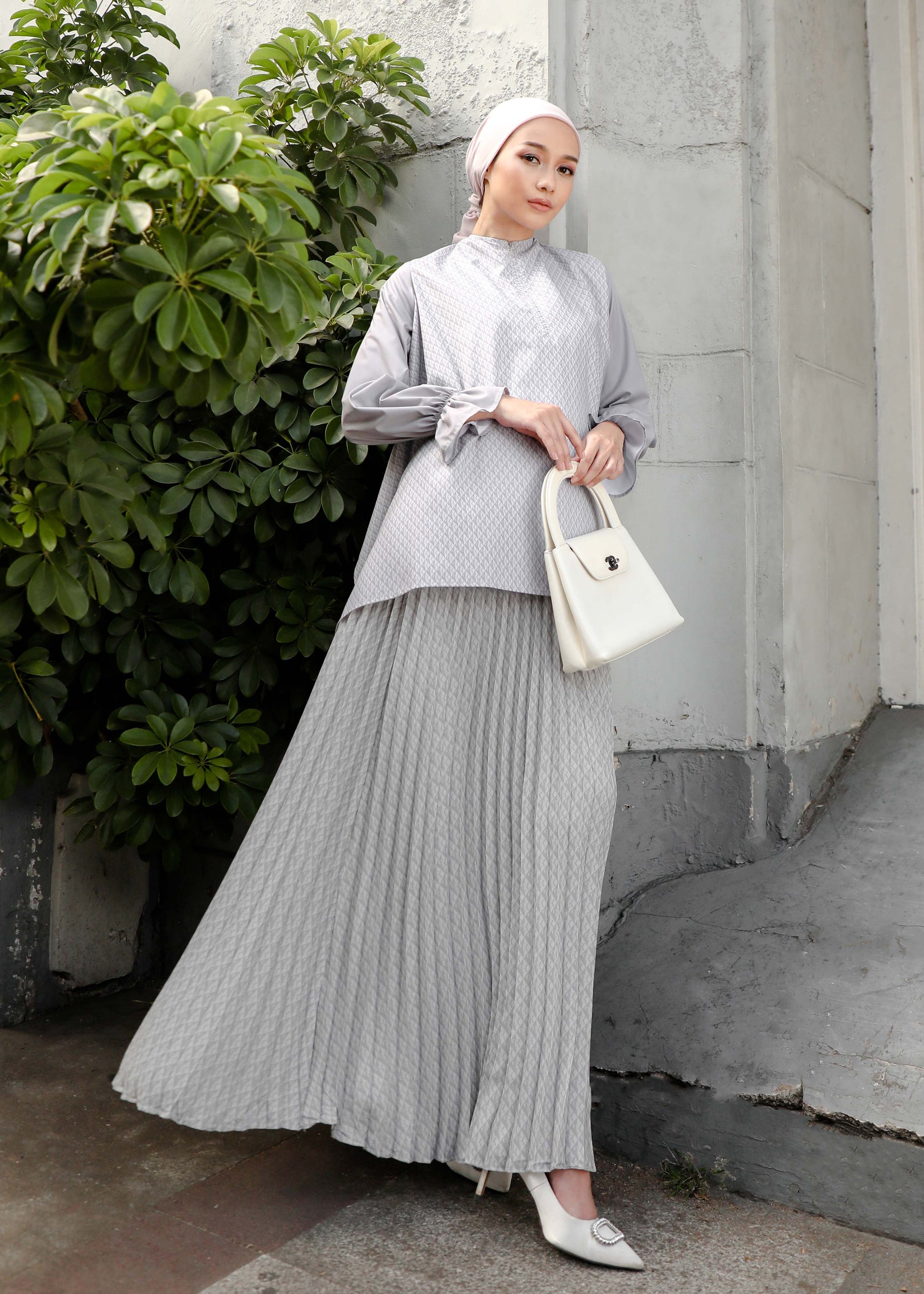 Pleated Skirt Grey (No Box)